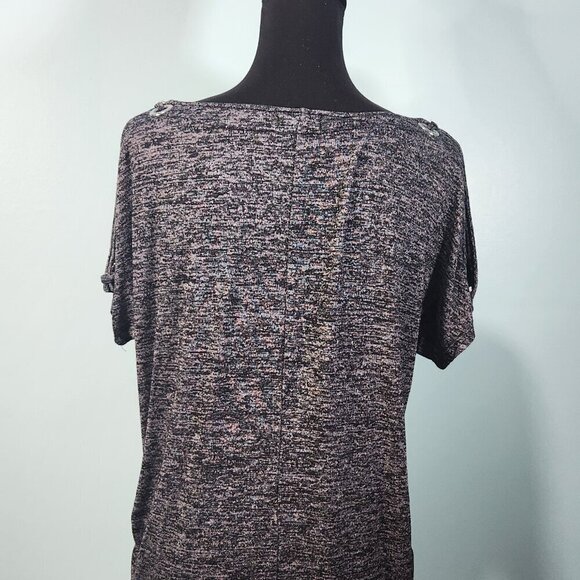 Olivia Blu Women’s Gray Short Sleeve with Rivet Detail on Shoulders Size M
Lot I - Picture 2 of 5